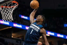 关于阿扎伦卡关键节点绝杀，美国队带队取胜！的信息